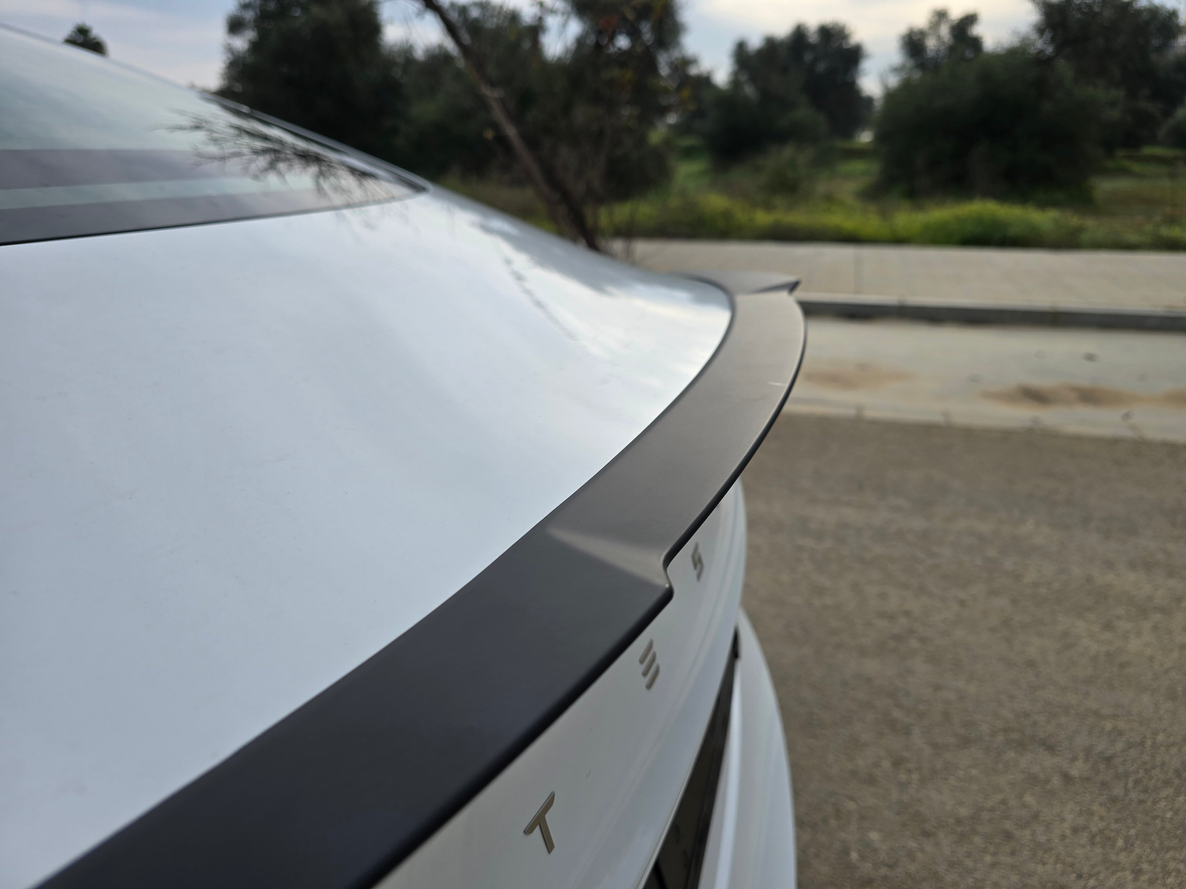 Spoiler Trasero para Tesla Model 3 Highland 2025 – Ala de Maletero en ABS con Acabado en Fibra de Carbono