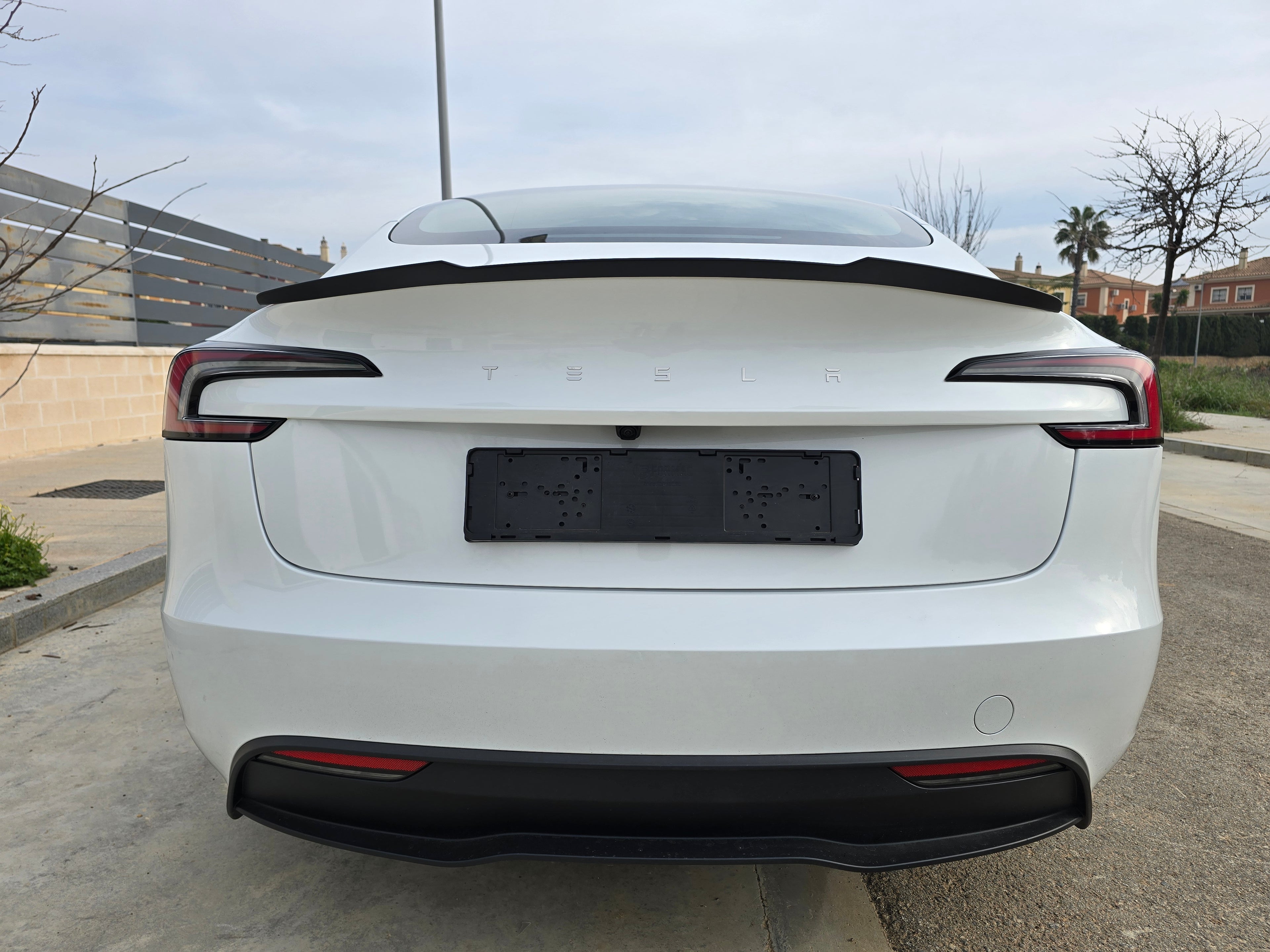 Spoiler Trasero para Tesla Model 3 Highland 2025 – Ala de Maletero en ABS con Acabado en Fibra de Carbono