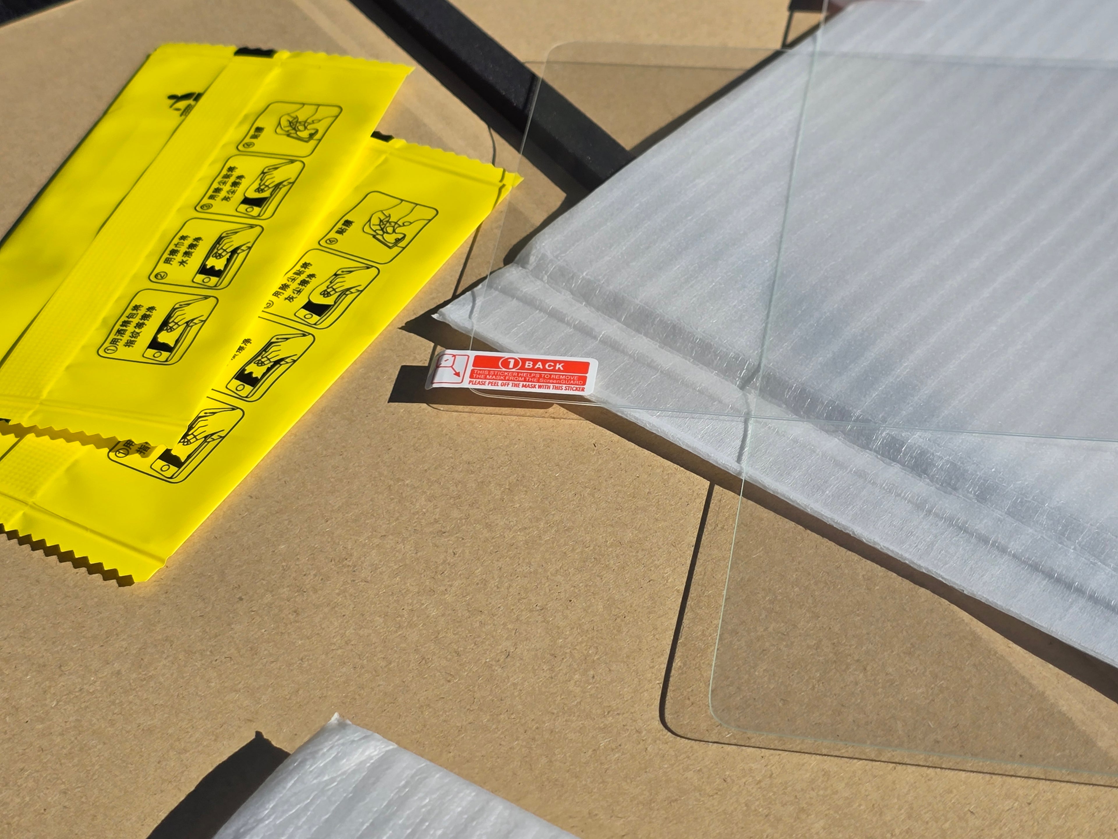 Protector de Pantalla Tesla Model 3 Highland & Model Y Juniper 2024-2026 | Cristal Templado HD Antiarañazos